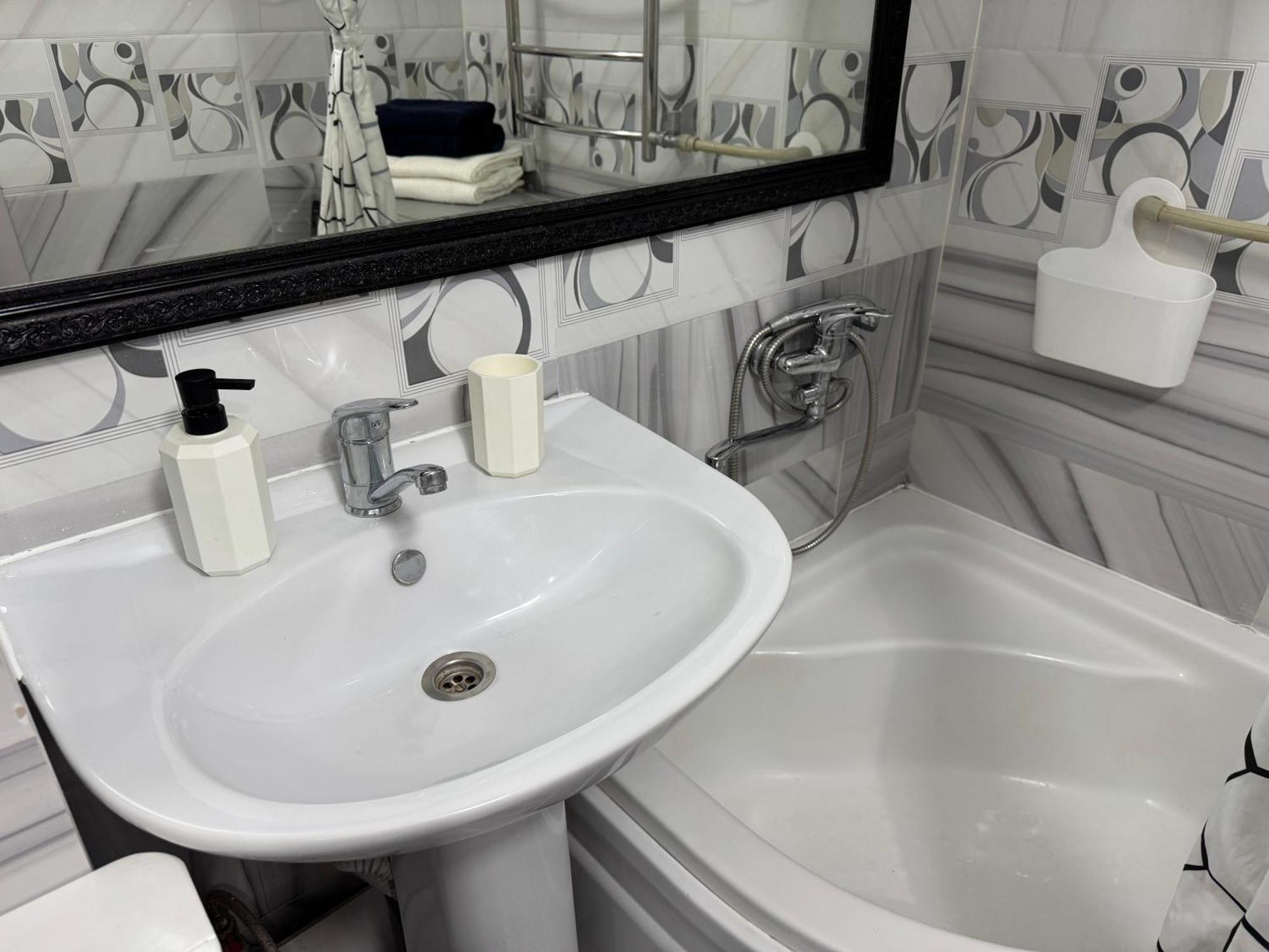 Appartement Almatyda На Басенова Chambre photo